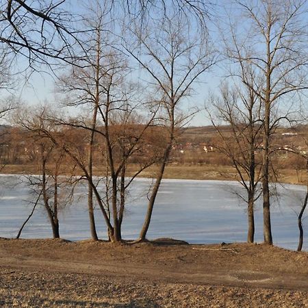 Sport Hotel Ostrov Trenčín 외부 사진