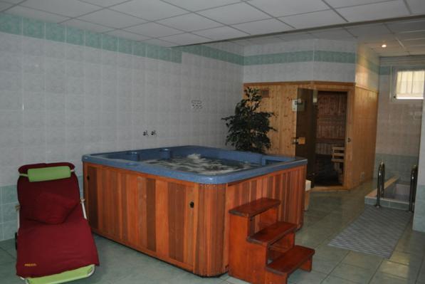 Sport Hotel Ostrov Trenčín 외부 사진