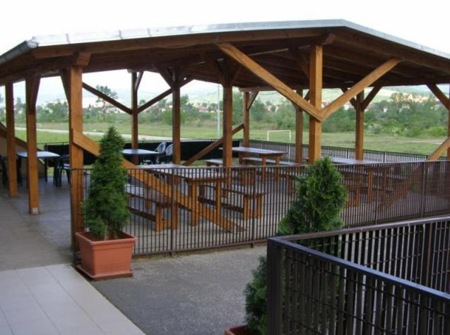 Sport Hotel Ostrov Trenčín 외부 사진